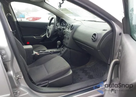 2005 Pontiac G6 z USA, uszkodzony, nr VIN 1G2ZG528054130352